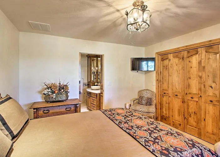Holiday home Luxe Vineyard W/ Views & Fire Pit Tucson